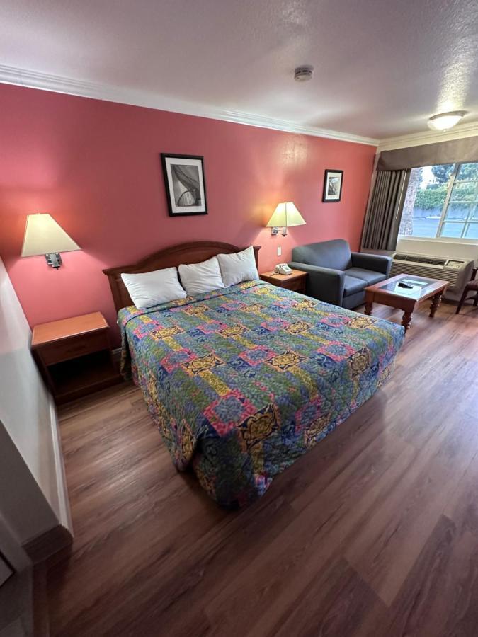 Willow Tree Lodge Fullerton Zewnętrze zdjęcie